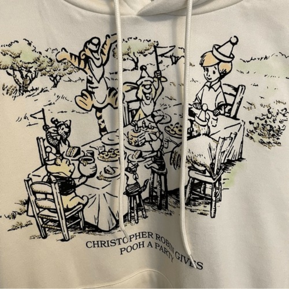 Disney Winnie the Pooh Christopher Robin Party Graphic Hoodie Egret Cream M - Picture 7 of 7